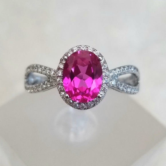 HOST PICK 💖 1.75ct Lab Created Pink Sapphire Ring